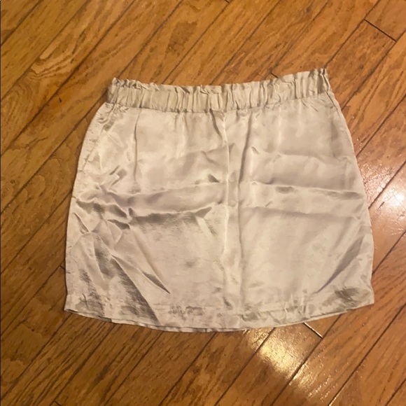 Banana Republic Metallic Skirt with Elastic Waist - Picture 2 of 6
